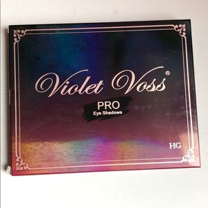 Brand new, sealed violet voss holy grail palette!
